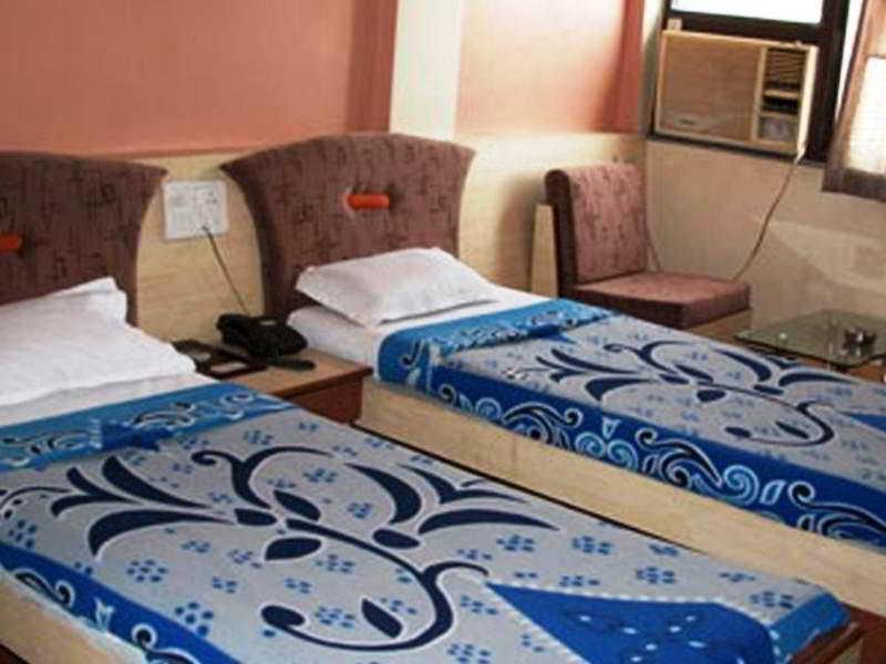 Tourist International 2* Pune
